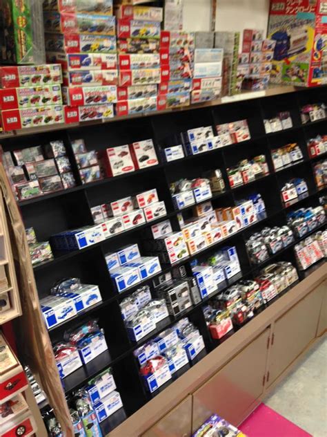 Tomica 香港車迷收藏館 .